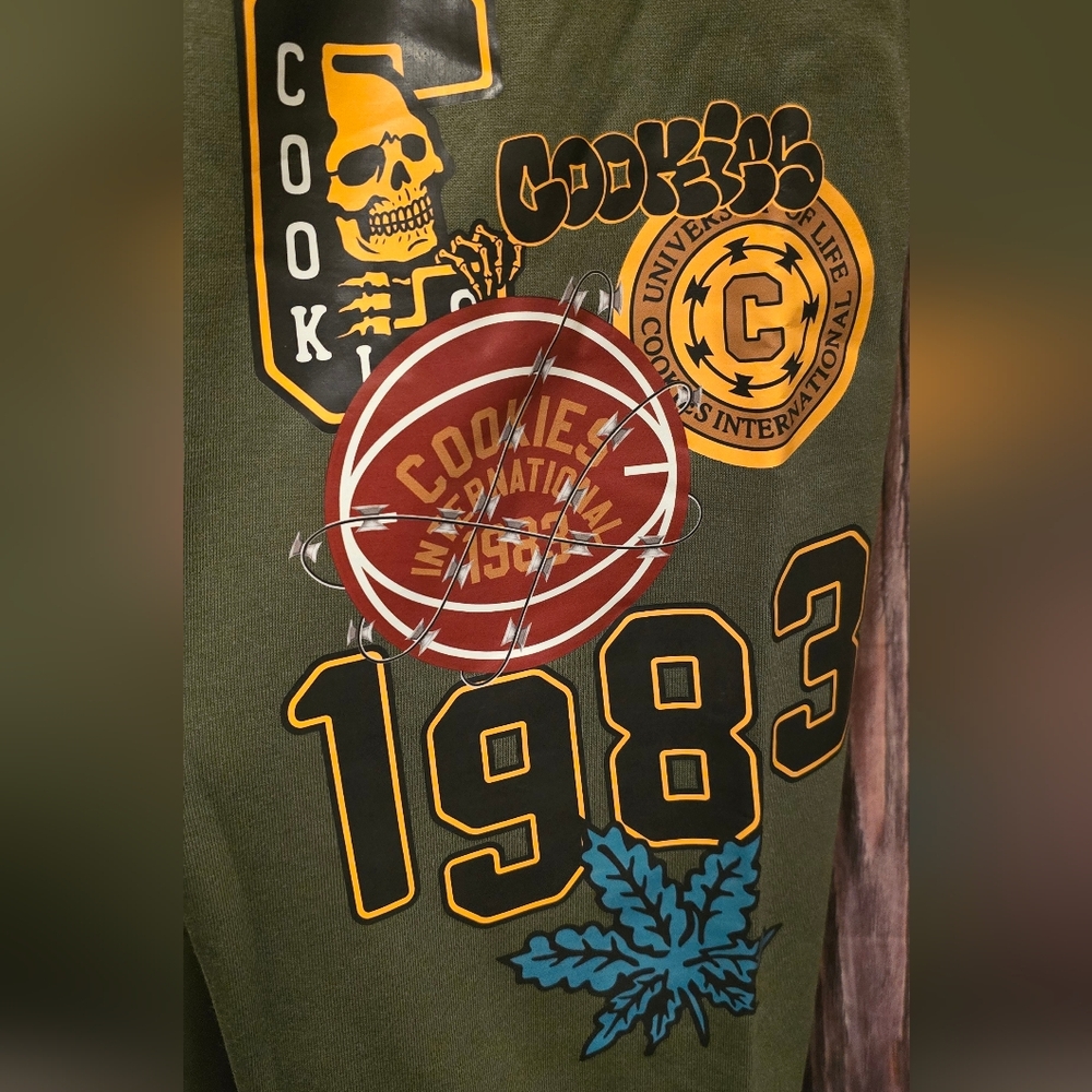 Cookies Olive Green Graphic Sweatpants - Picture 5 of 6
